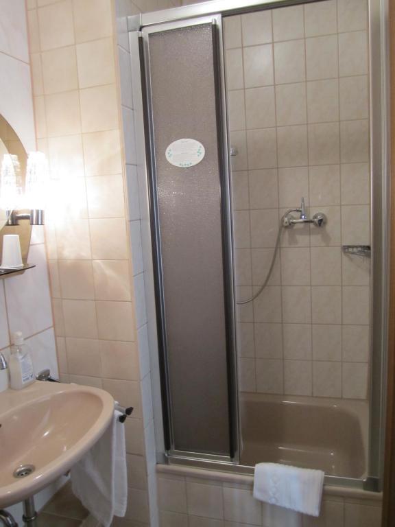 Hotel Corso Alsdorf Ngoại thất bức ảnh